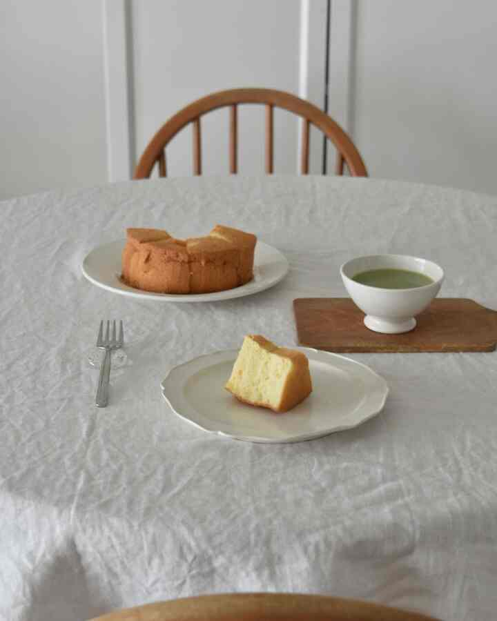 
#お菓子つくり #シフォンケーキ
#おうちカフェ #カフェオレボウル
#テーブルコーデ