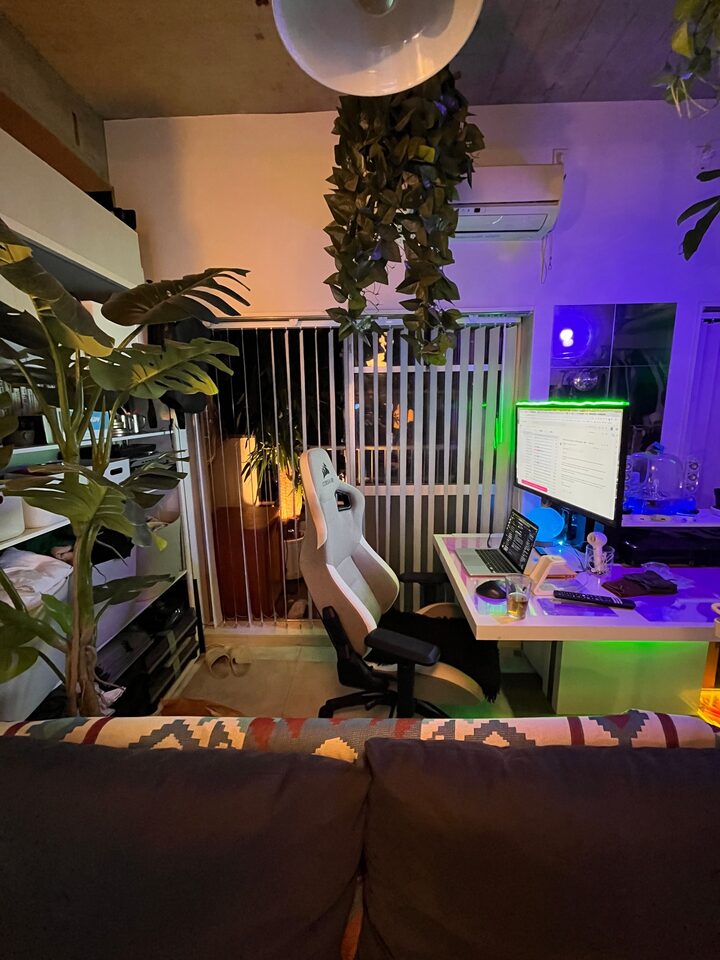 short form carousel card thumbnail