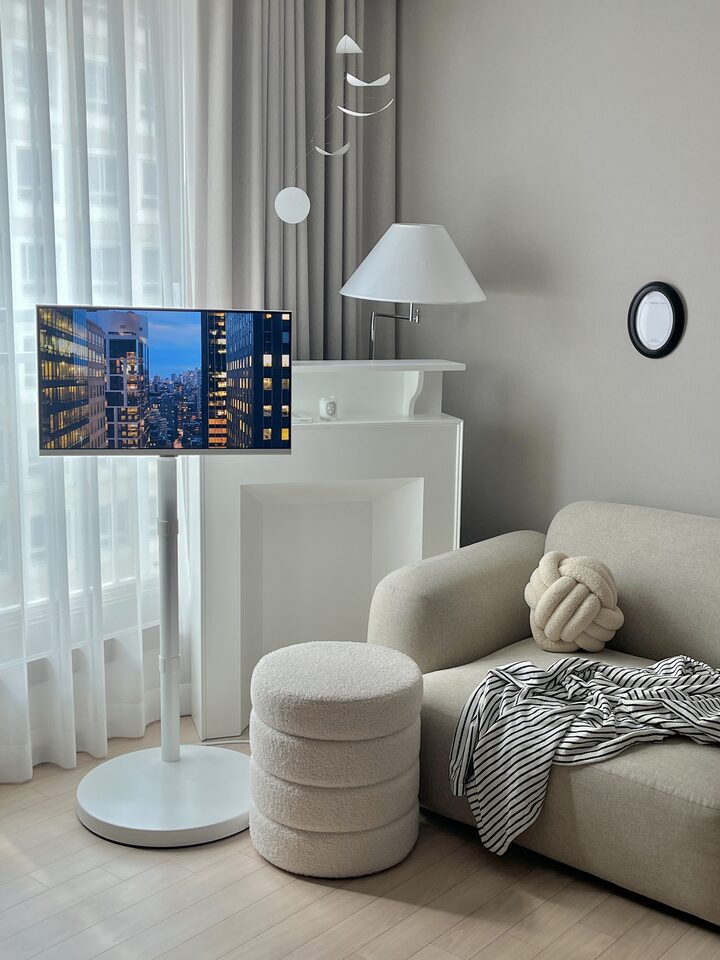 short form carousel card thumbnail