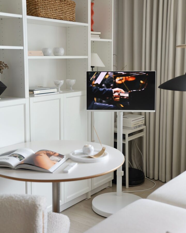 short form carousel card thumbnail