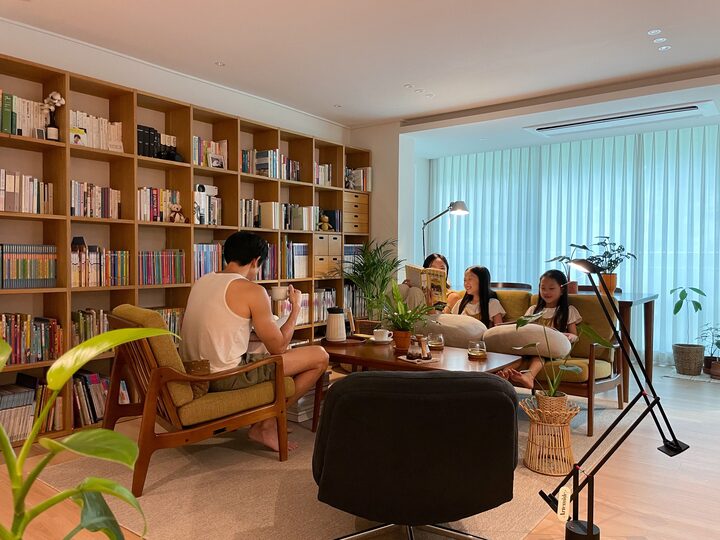 short form carousel card thumbnail