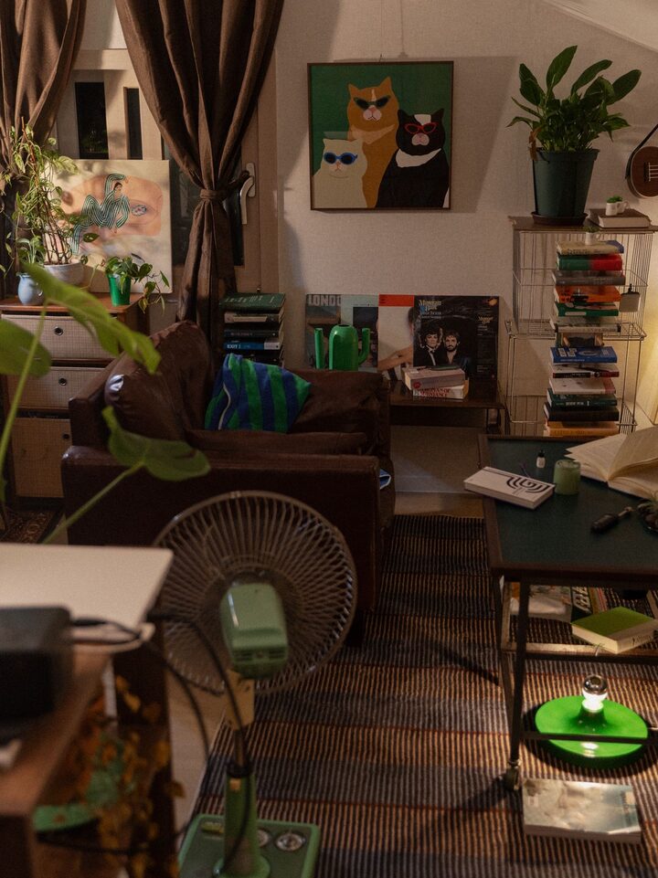 short form carousel card thumbnail