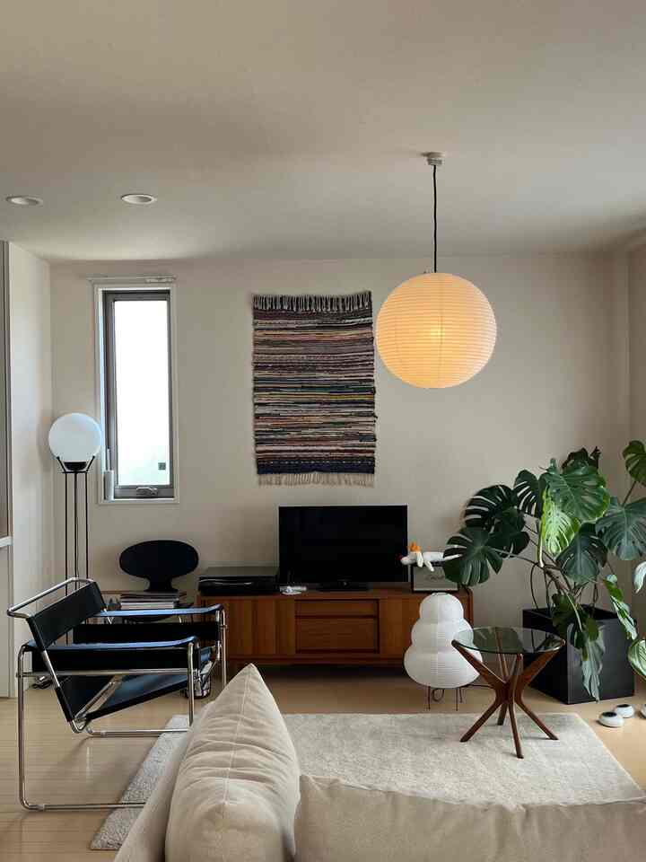 久しぶりの定点です📸

#livingroom
#ワシリーチェア