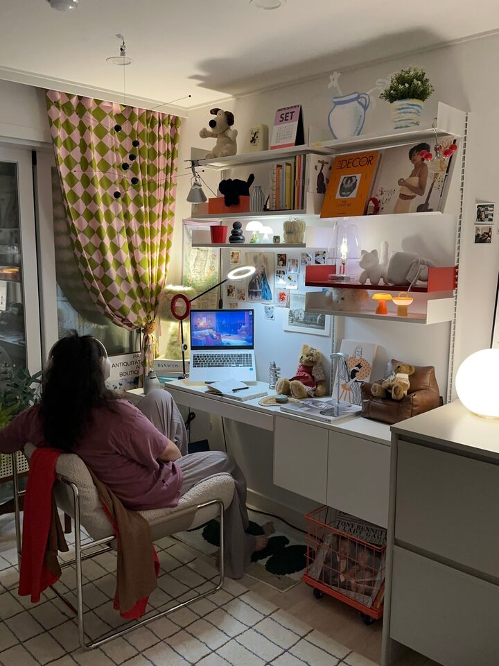 short form carousel card thumbnail