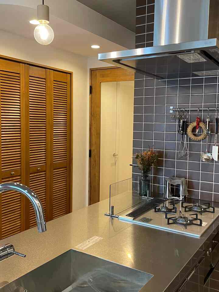 #キッチン #キッチン照明
キッチンに立った時の風景、すき。