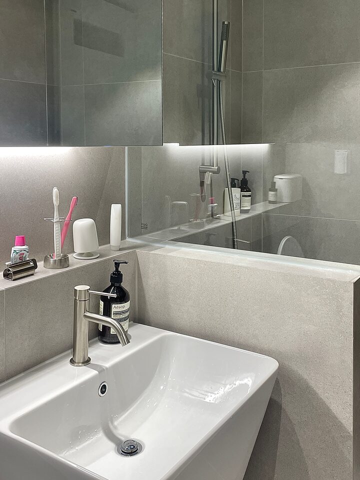 short form carousel card thumbnail