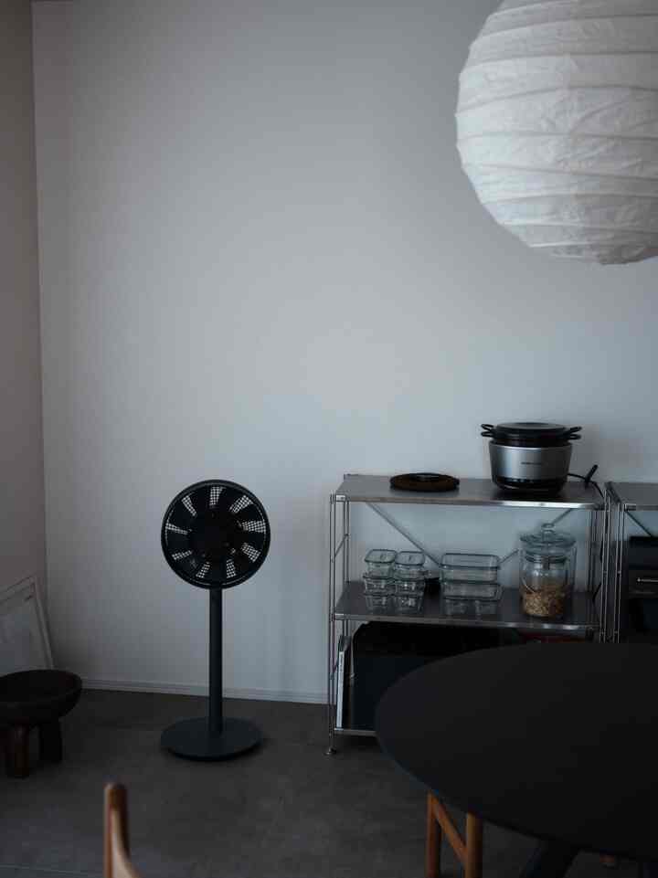 #扇風機 #ダイニング #ラック #グレーインテリア