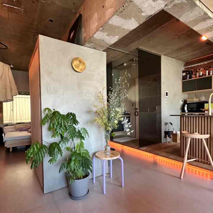 ふるさと納税でかって、はじめは9号だったエバーフレッシュちゃん🌱
2年経って今は11号か13号くらいには育ってる〜

#エバーフレッシュ
#ふるさと納税
#スマートハウス