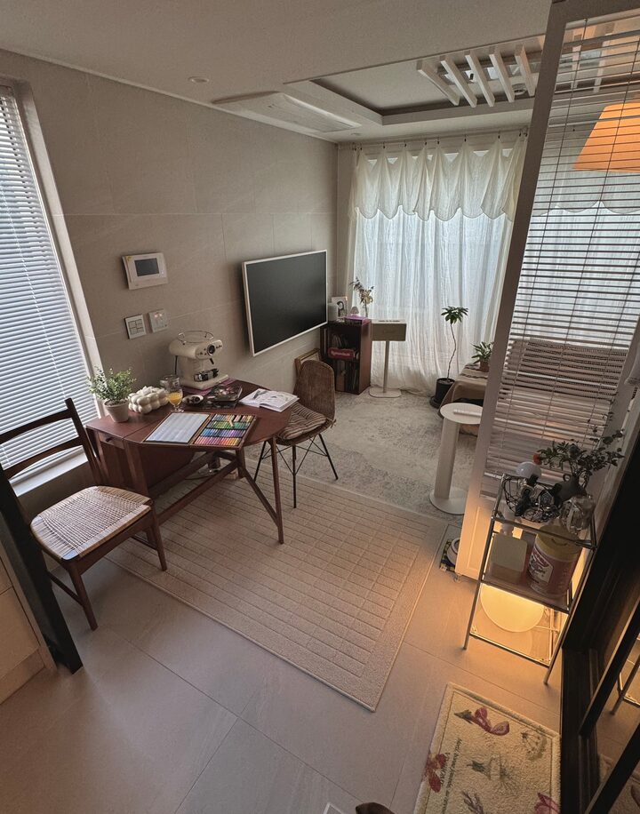 short form carousel card thumbnail