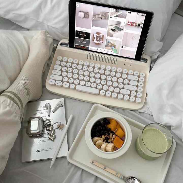 この前の休日はピンタレストで画像探し🪄
グリークヨーグルトと豆乳青汁が最近のお気に入り✊🏻

#休日
#休日の過ごし方
#dayoff