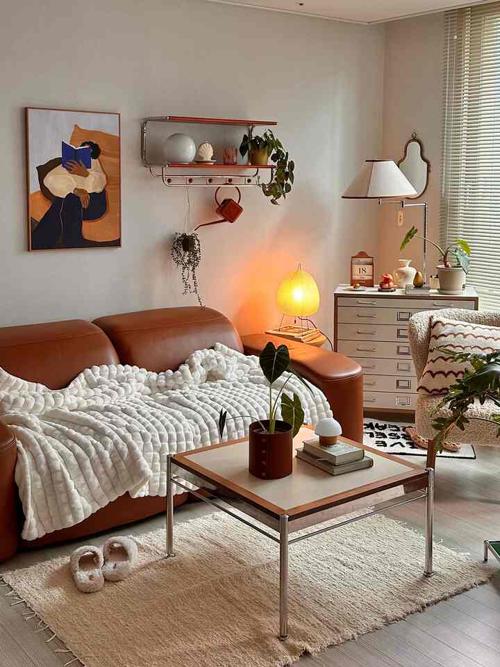 #秋の家

今日の天気芸術✨秋の日がいい。 

気分がいいので生きようと飲むコーヒーじゃなくて、
楽しみたい飲むコーヒーを蒸し降りてみようか☕️

。

。

#ビンテージインテリア #ポスターインテリア  
#ソゴンハウス #調和プランテリア #収納場 #家具インテリア #livingroomfurniture 
#アパートインテリア #モダンインテリア #インテリア家具 
#リビング家具 #収納インテリア #ショパーテーブル 
#ドロワー #家具配置 #家具インテリア #調和プランテリア #革ソファ #照明インテリア 
#3人用ソファ #ムードライトインテリア #フロアスタンド   
＃今日の家で買った＃ポスターインテリア＃ラグカーペット 
#ラグインテリア #毛布おすすめ #クッションカバー 