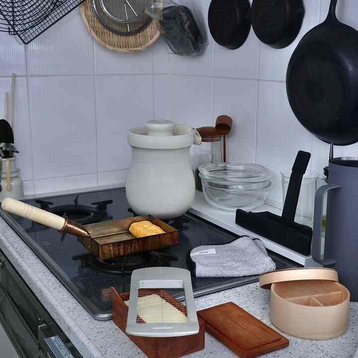 キッチン道具は気にいるものを
とことん探して…

#キッチン
#kitchen
#台所
#日々の暮らし
#暮らしを楽しむ 
#暮らしの記録 
#すきなものに囲まれて暮らしたい 
#好きなものに囲まれた暮らし 
#ミックスインテリア
#アンティークのある暮らし
#古いものがある暮らし 
#古道具のある暮らし 
#海外インテリアに憧れる
#インテリア好き 
#暮らしの道具 
#モノトーン雑貨
#マンション暮らし 
#マンションインテリア
#eosm100