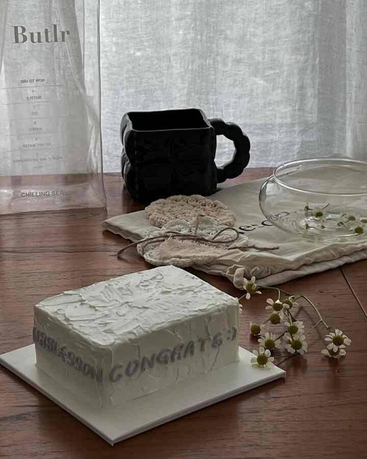 
The moment when I miss the first mood of the studio..🫧

#Today's house #집꾸미기 #집에서제일바빠 #예쁜템최고야 #오늘장면한컷 #오늘우리집 #ftc8기이야기 #ftc8기
#Like #소통 #맞팔해요 #맞팔환영