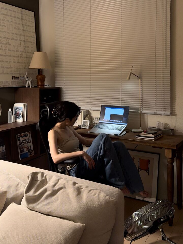 short form carousel card thumbnail