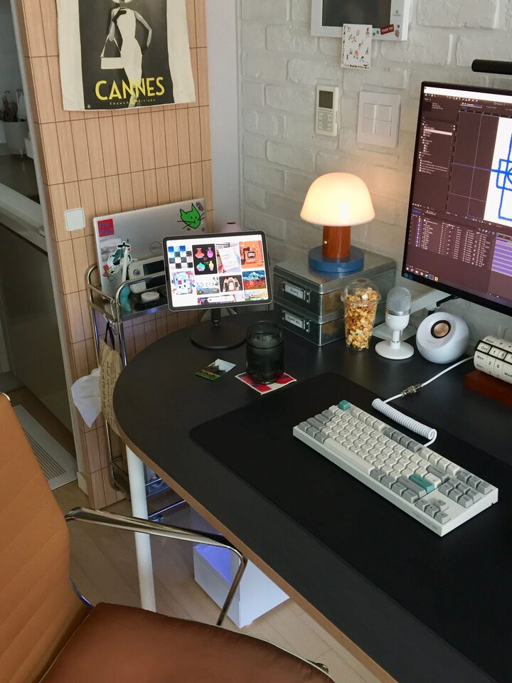 short form carousel card thumbnail