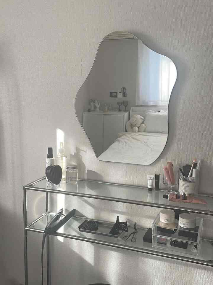 #メイクスペース
#ドレッサー
#シンプルな暮らし 
#シンプルインテリア
#韓国インテリア 