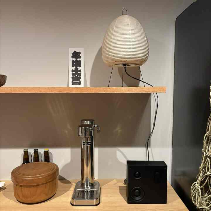 サイドボードが植物で満員になったので配置転換。
#aarke
#isamunoguchi
#ikea