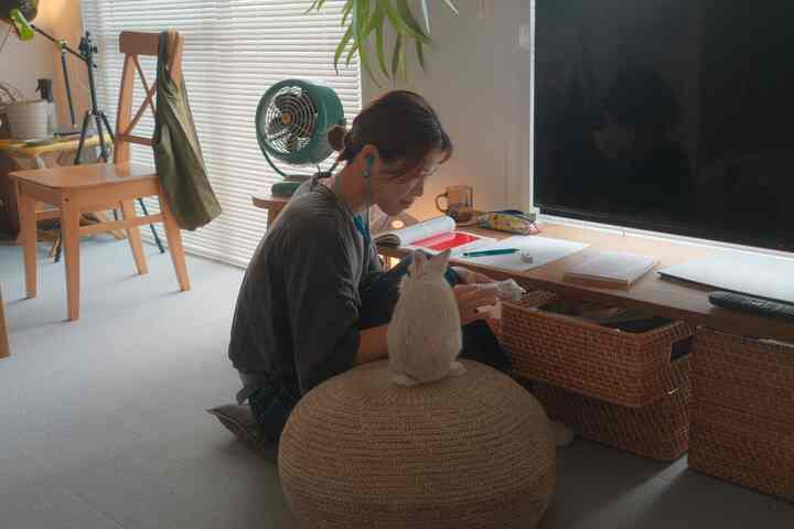 dua orang sedang belajar

#hidup
#televisi
#ruang kerja