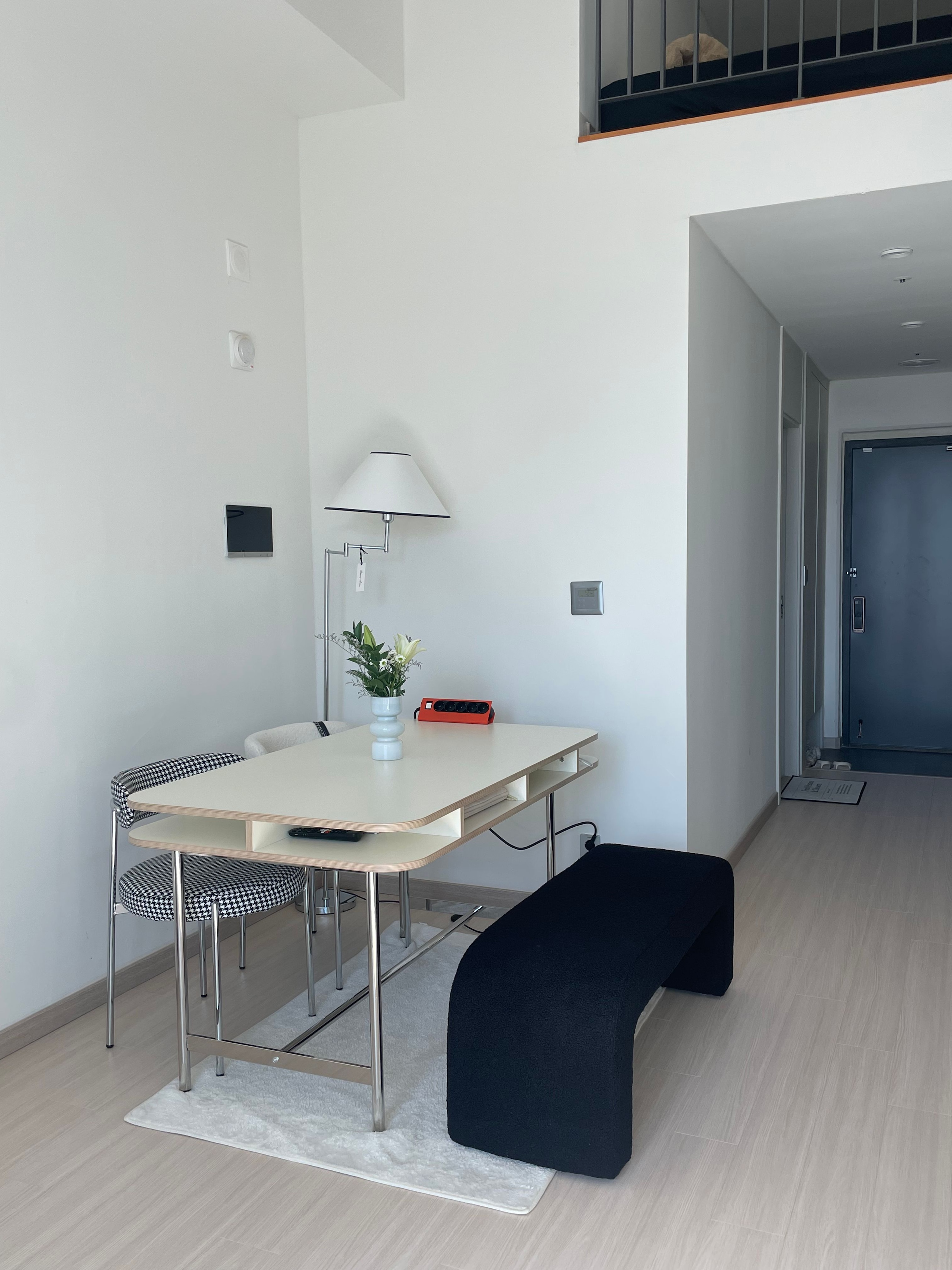 Modern Storage Dining Table user photo