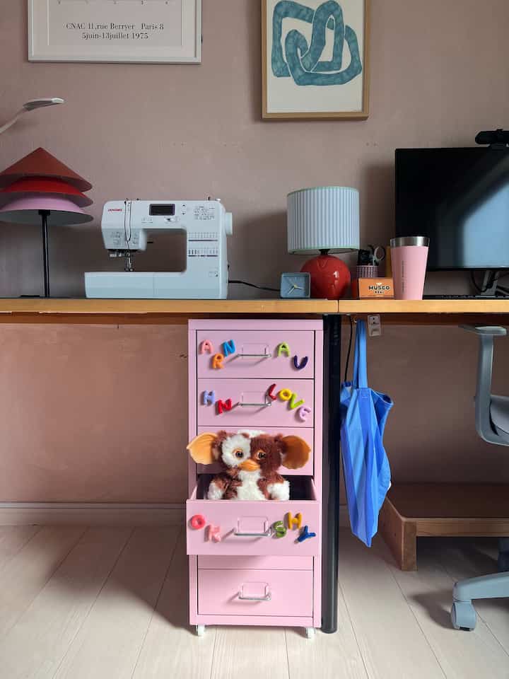 love gizmo🩷🧡🤎
#仕事部屋 #デスク #デスク周り 