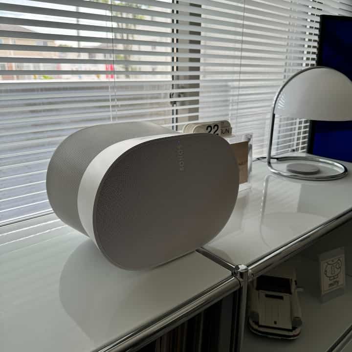 SONOS speaker - the shape is round and cute. .

#SONOS #speaker #white #round #Korean style #favorite space