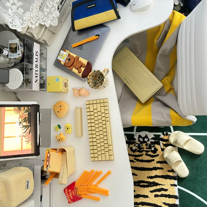 short form carousel card thumbnail