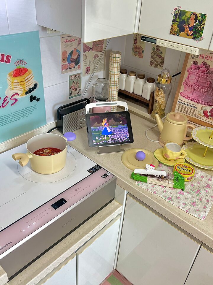 short form carousel card thumbnail