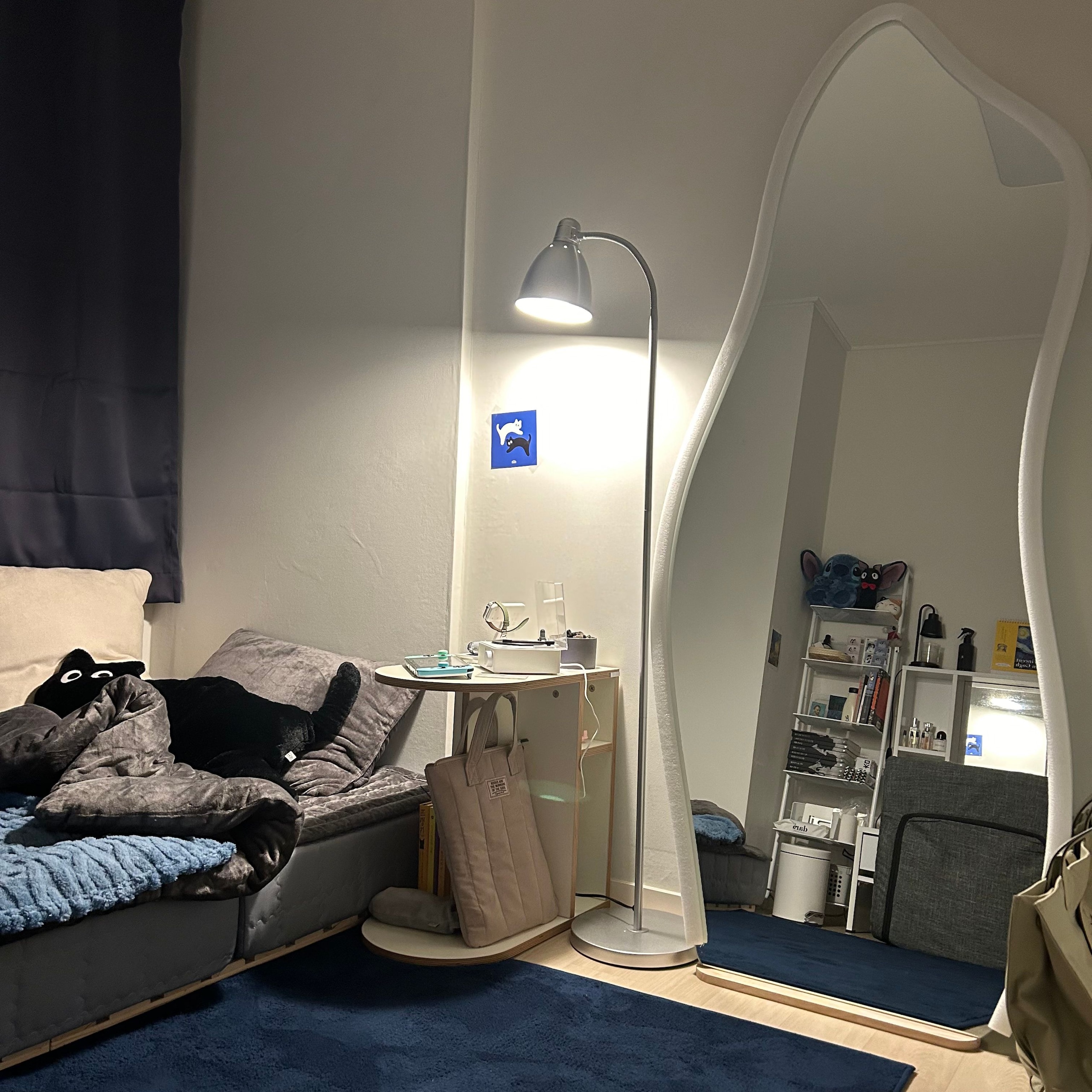 Round Shelf Side Table user photo