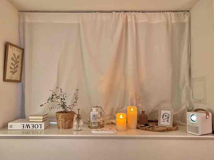 Jendela kecil di kamar tidur 𓂃𓂂
Di malam hari, waktu favoritku adalah menyalakan proyektor, menyalakan lilin LED, dan bersantai *̣̩⋆̩☽⋆゜


#Lilin #夜 #窓辺 #ディスプレイ