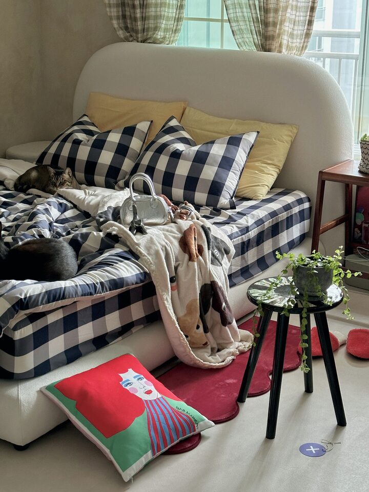 short form carousel card thumbnail