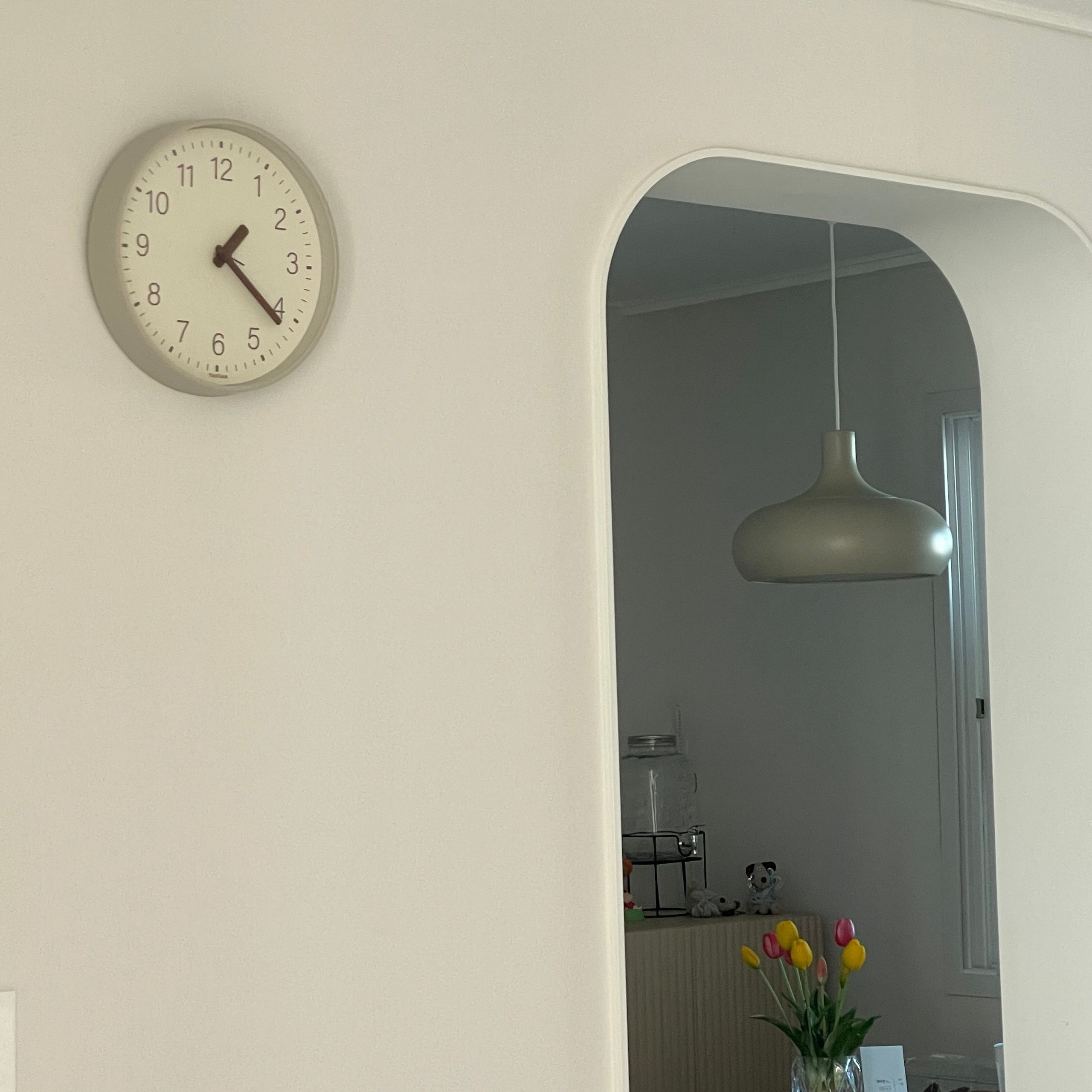 Nordic-Style Silent Wall Clock user photo