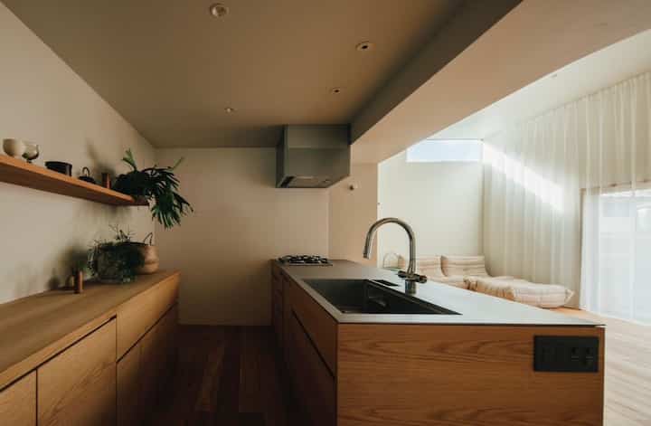 Dapur sebelum serah terima
Di sebelah dapur hanya ada JIMBO abu-abu kami.
#ligneroset
#rinnai
#jimbo