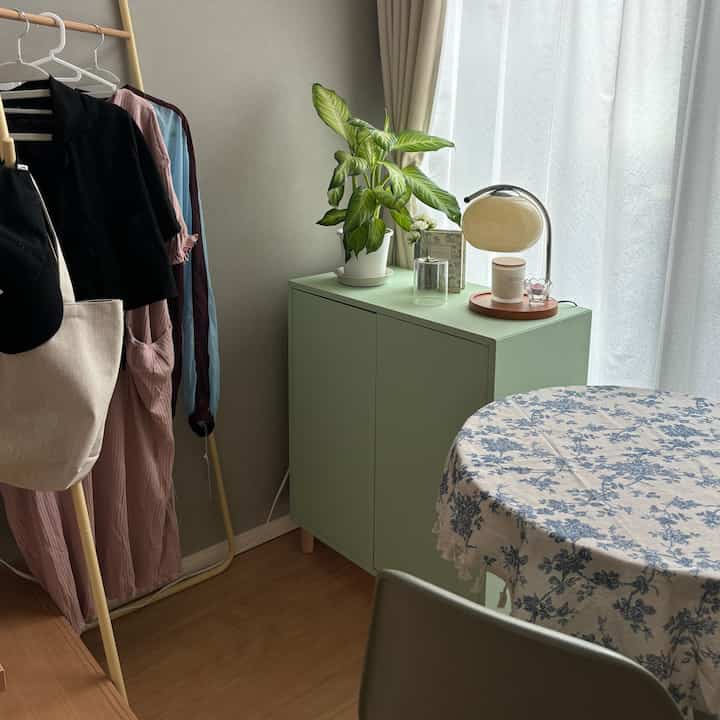 NORDIC コーナー ハンガーラック［2色］を使ったコーディネート 2