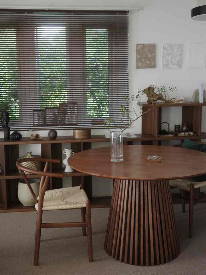 和風モダンなお部屋を目指しています🍂🖤
#和モダン #和風モダン #インテリア #リビング #noce #ダイニングテーブル #3COINS 