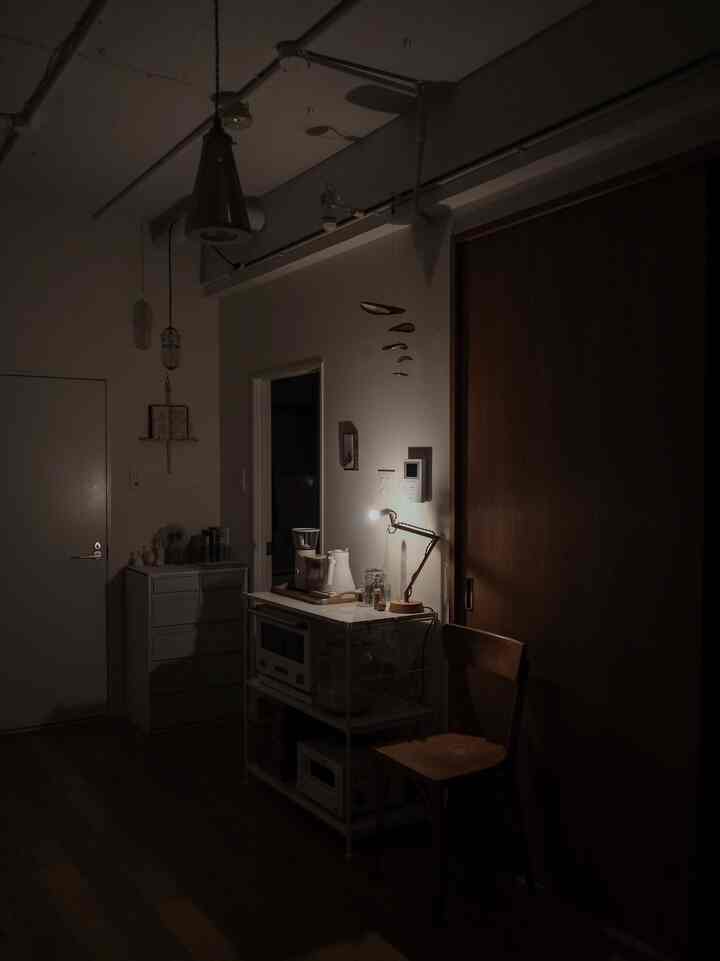 夜のキッチンスペース。段々と家具や雑貨が部屋に馴染んできている気がする。

#インテリア #キッチンインテリア #キッチンスペース