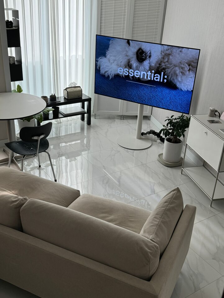 short form carousel card thumbnail