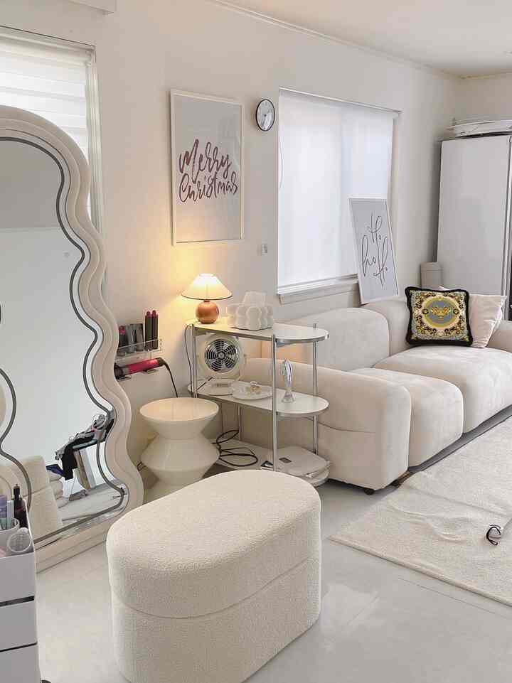 #韓国インテリア　#韓国　#ソファ　#全身鏡　#ミラー　#리빙　#소파