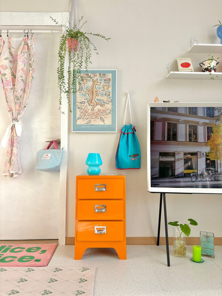 short form carousel card thumbnail