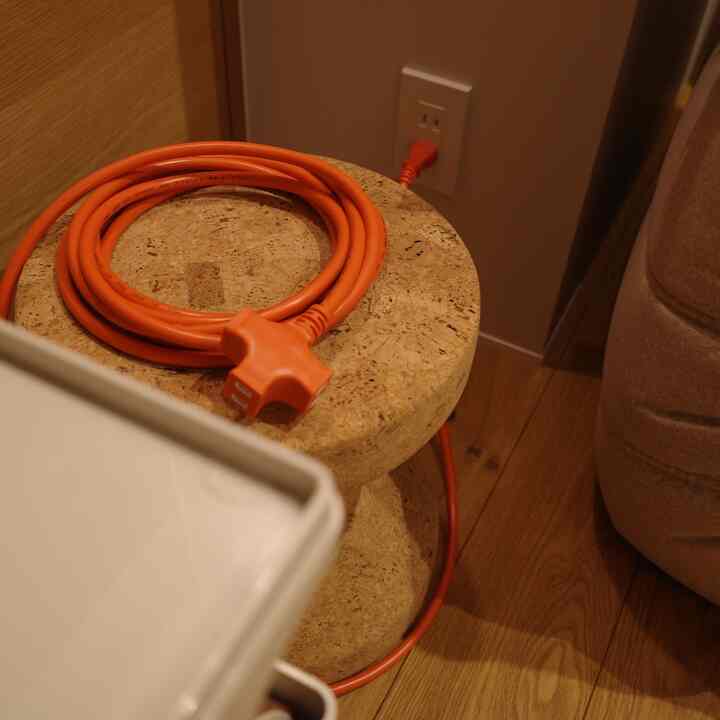 ツリーを出したので避難させたコルクファミリーが延長コードを置くのに最適だった。
#vitra
#corkfamily
#bobywagon
#ligneroset
