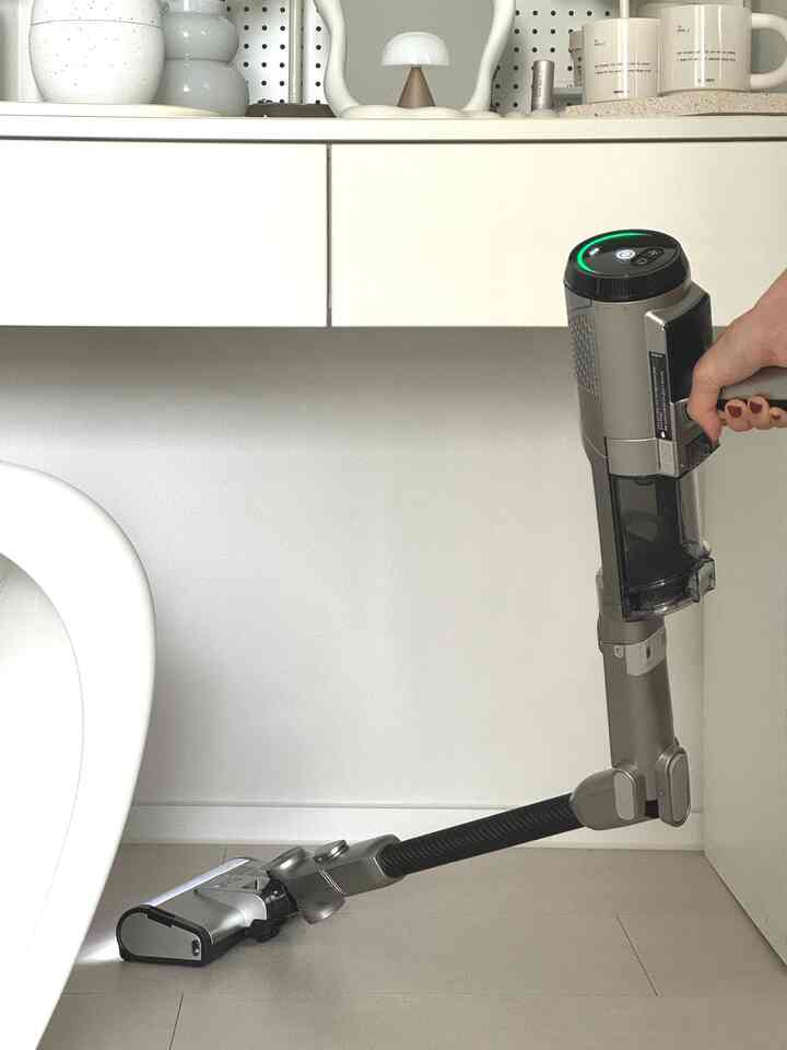 シャーククリーンセンスlQワイヤレス掃除機を使ってみましたが、 
書けば使うほどヤムジゲよく作った掃除機です。 🛍️

書けば使うほどFLEX機能が魅力的ですね。
スティックを曲げることができるというのが簡単なアイデアのようですが、とても便利です。

また、軽くて随時使えてとても良いです。
クリーナーヘッドの部品もすぐに交換して使えて、とても楽です。
掃除機のように簡単に簡単にすべてのスペースをきれいにすることができて気に入っています。

＃シャーククリーンセンスlQ＃シャーククリーンセンス＃シャーク掃除機 
＃ワイヤレス掃除機おすすめ＃SHARK＃シャクニンジャ＃SHARKNINJA＃リビング掃除機＃掃除機 