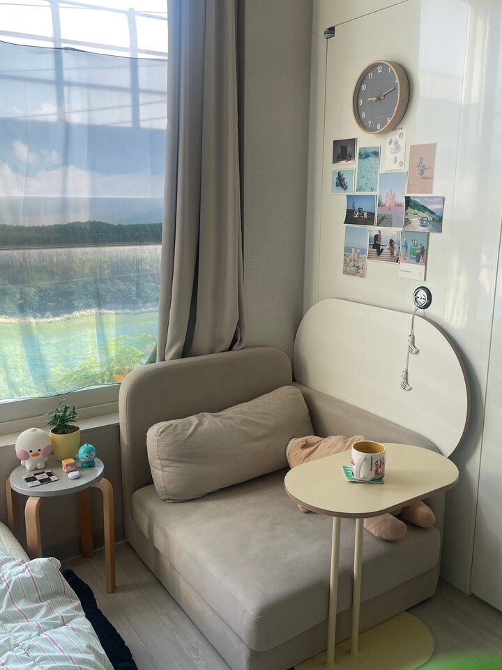 short form carousel card thumbnail