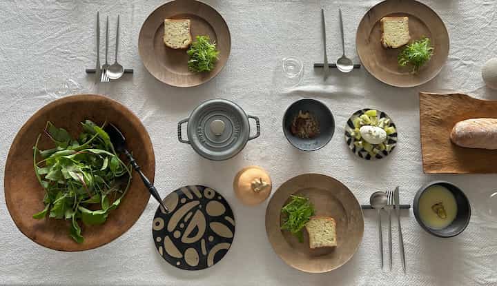 Menu musim gugur di mangkuk favorit Anda 🍂
Primitif dan hal-hal musiman,
Saya merasa ingin menggunakan sesuatu yang bertekstur.

#Yu Uchida
#LYDIA
#koordinasi meja
#Peralatan Kayu
#bersantap
#linen
#rintisan