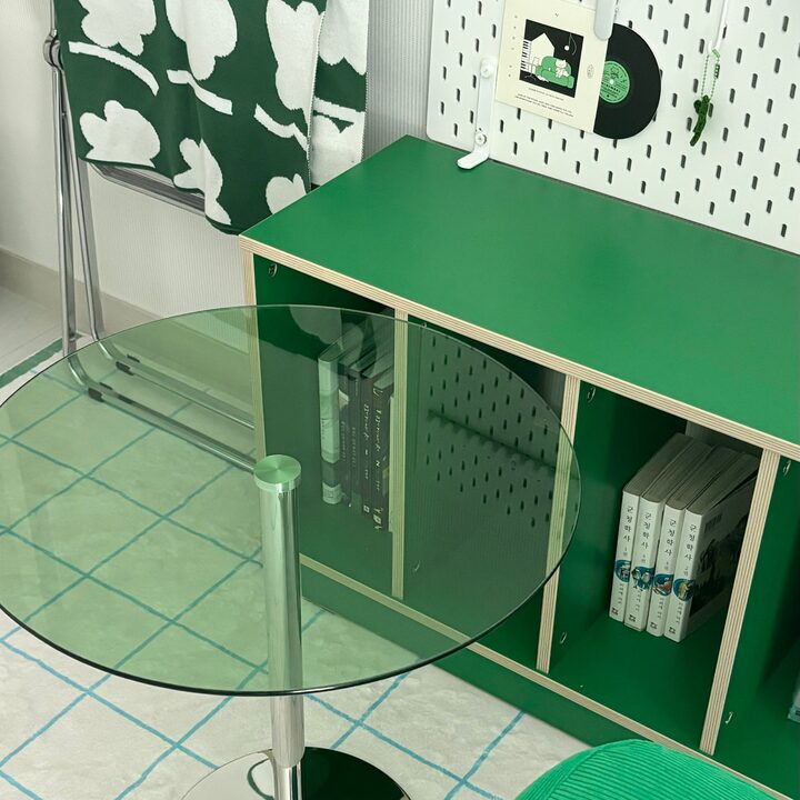 short form carousel card thumbnail