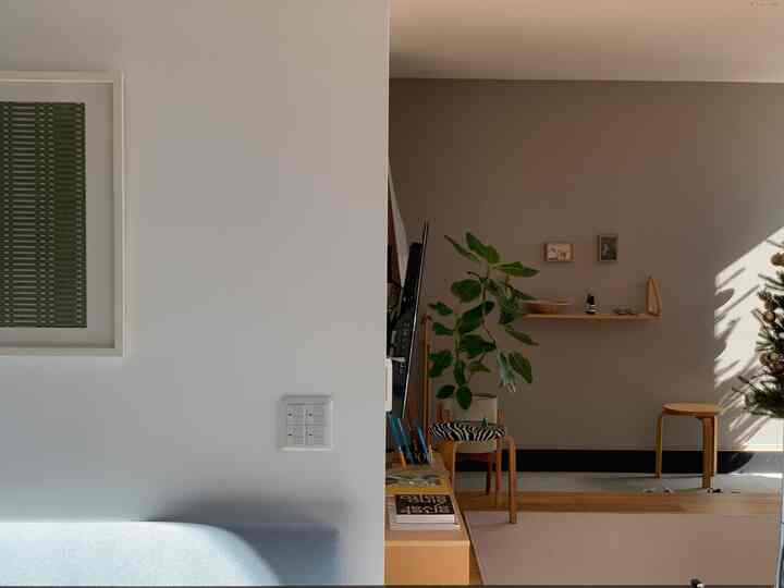 ヨハンナグリクセンのあまり生地を
額装してます🖼️

#ヨハンナグリクセン　#johannagullichsen
#アルテック #Artek #無印良品
#スツール #スツール60
#観葉植物 #リビング #ダイニング #キッチン
#北欧インテリア #北欧家具