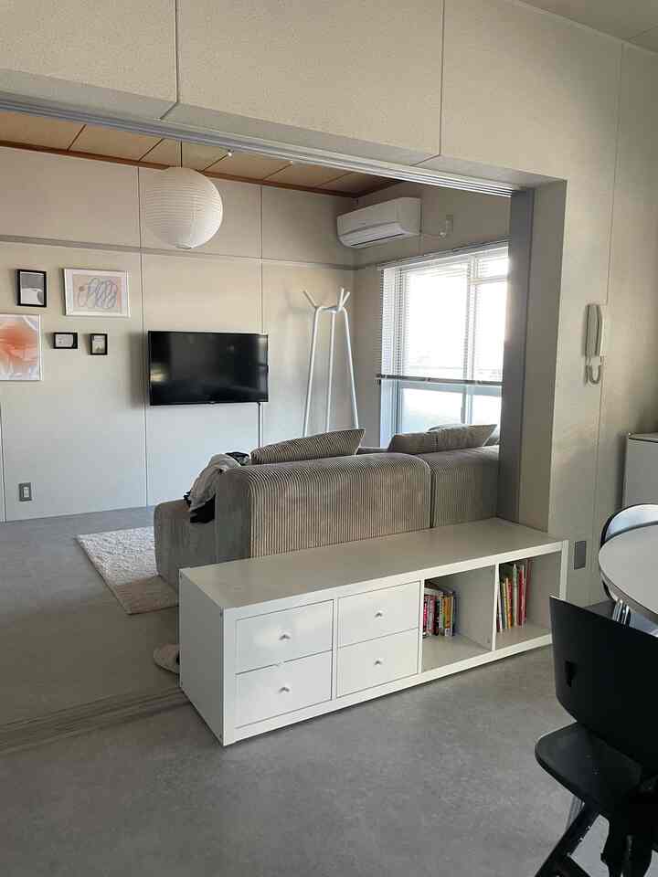 hay KNITの置き場に悩み中🫨　　

#インテリア #北欧インテリア #インテリア雑貨 #二人暮らしインテリア #2人暮らし
#3dk賃貸 #3人暮らし #DIY #部屋紹介 #ルームツアー #ホテルライク #韓国インテリア #ナチュラルインテリア #観葉植物 #賃貸インテリア #3dk #団地 #和室 #築古 #築古賃貸