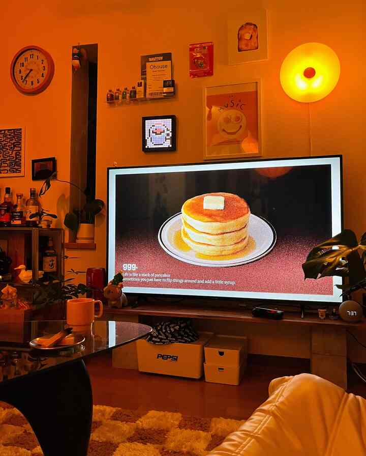 🥞🍁🥃✨

Adding a touch of Palo Santo 🪵

#ikea #interiordesign #myroom #livingwithplants #cozyvibes #apartmentdecor #homeinspo #interiorinspo #midcenturymodern #decorideas #interiorstyling #homebar 

#rental life #賃貸インテリア #インテリア #お香 #雑貨