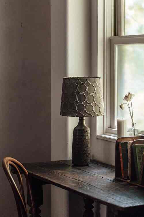 colonne テーブルランプ