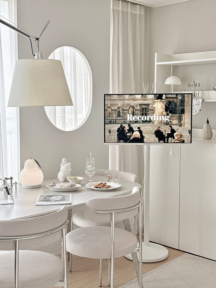 short form carousel card thumbnail