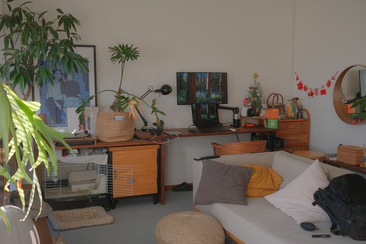 short form carousel card thumbnail