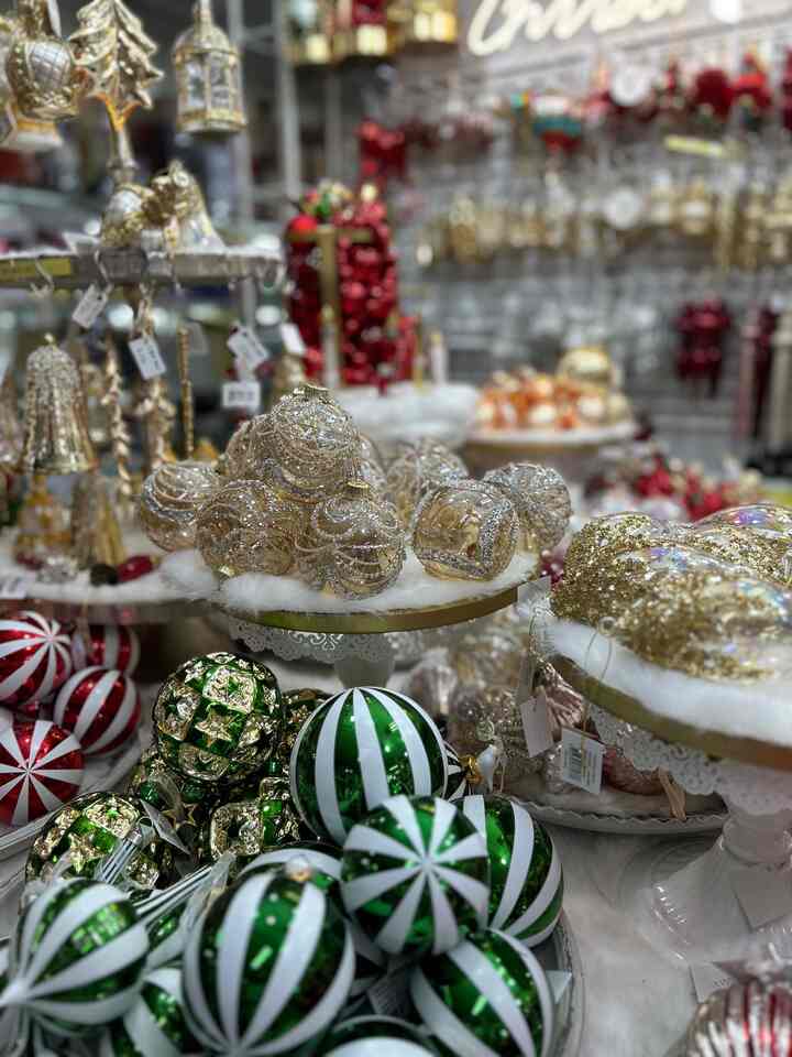 #메리크리스마스를準備して今年は新しいオーナメントでツリーに服を着せるか～ソレイは心で新しいオーナメントを探しています～
#今日からクリスマス #오늘의집챌린지 #5일차기록 #크리스마스트리 #크리스마스요리 #크리스마스일상 #크리스마스케이크 #고속터미널2024크리스마스
#今日の家にはとてもいいチャレンジ
#今日からクリスマス